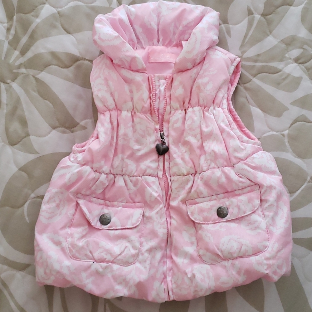 Vests - Picture 2 of 4